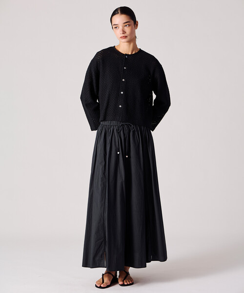 Bshop（ビショップ）の「INDIA INDUSTRY | コットンポプリン ギャザースカート WOMEN（スカート・レディース・オフホワイト/ピンク系その他/ブラック・1）」の5枚目の写真