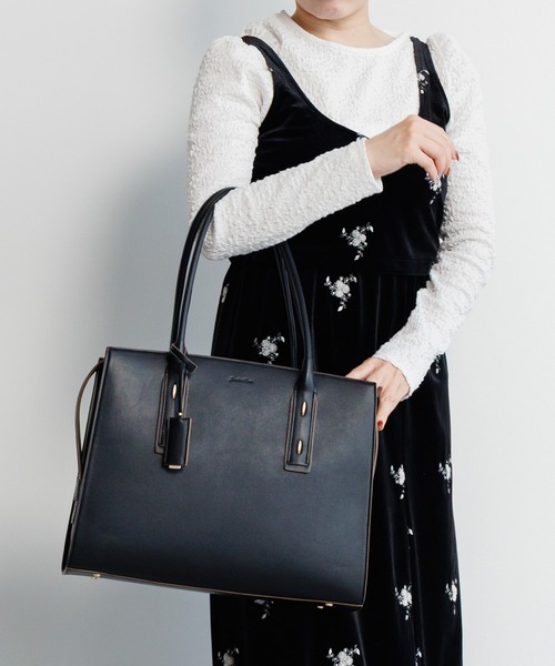 Jewelna Rose(ジュエルナローズ)の「メルジュール トートバッグ 13.3インチPC収納 65602(トートバッグ・レディース・ブラウン/グレイッシュベージュ/ブラック・FREE)」の6枚目の写真