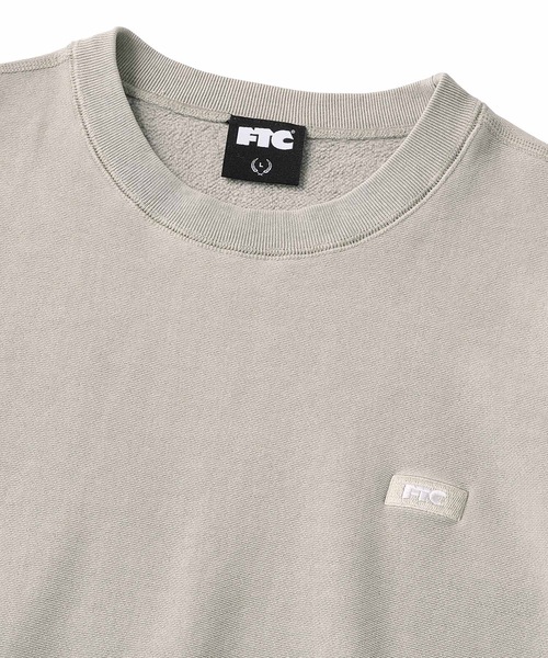 FTC（エフティーシー）の「PIGMENT DYED SMALL BOX LOGO CREW NECK（スウェット・メンズ・ブラック/グレー/ネイビー/パープル・MEDIUM/LARGE/X-LARGE/SMALL）」の7枚目の写真