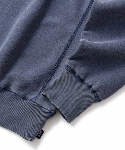 FTC（エフティーシー）の「PIGMENT DYED SMALL BOX LOGO CREW NECK（スウェット・メンズ・ブラック/グレー/ネイビー/パープル・MEDIUM/LARGE/X-LARGE/SMALL）」の10枚目の写真
