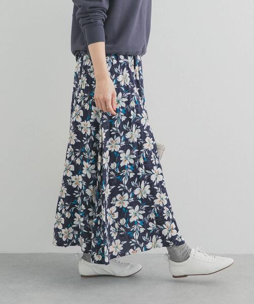 URBAN RESEARCH DOORS（アーバンリサーチドアーズ）の「レーヨンフラワープリントスカート（スカート・レディース・ブルー系その他/ブラック系その他・FREE）」の19枚目の写真