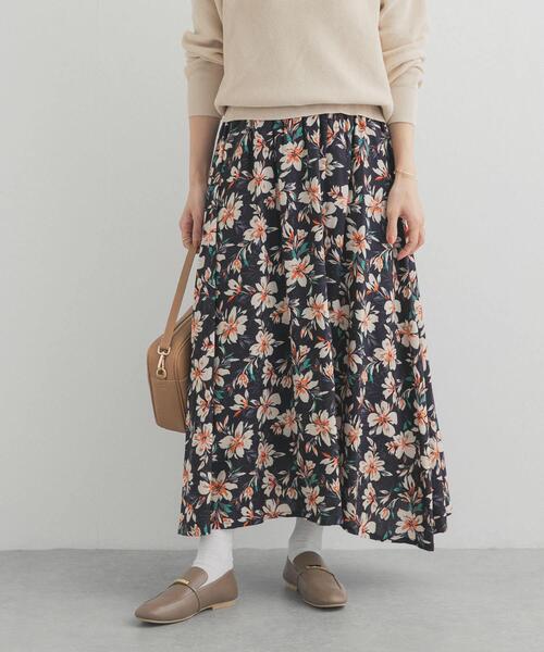 URBAN RESEARCH DOORS（アーバンリサーチドアーズ）の「レーヨンフラワープリントスカート（スカート・レディース・ブルー系その他/ブラック系その他・FREE）」の8枚目の写真