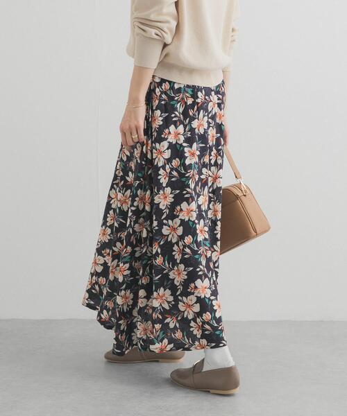 URBAN RESEARCH DOORS（アーバンリサーチドアーズ）の「レーヨンフラワープリントスカート（スカート・レディース・ブルー系その他/ブラック系その他・FREE）」の10枚目の写真