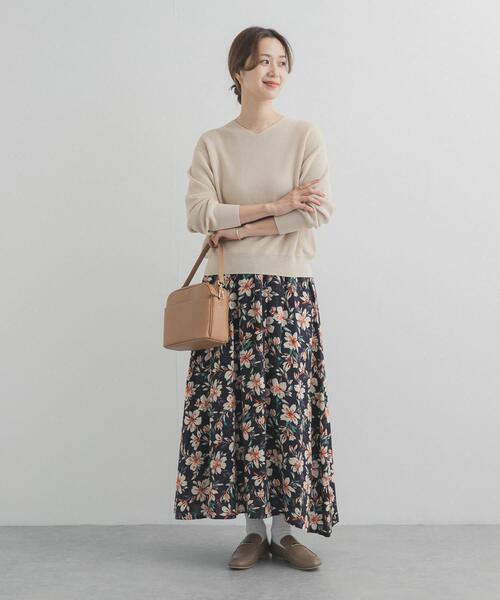 URBAN RESEARCH DOORS（アーバンリサーチドアーズ）の「レーヨンフラワープリントスカート（スカート・レディース・ブルー系その他/ブラック系その他・FREE）」の14枚目の写真