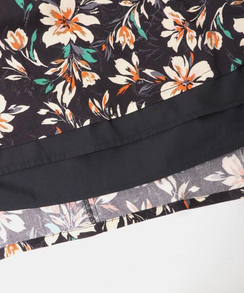URBAN RESEARCH DOORS（アーバンリサーチドアーズ）の「レーヨンフラワープリントスカート（スカート・レディース・ブルー系その他/ブラック系その他・FREE）」の16枚目の写真