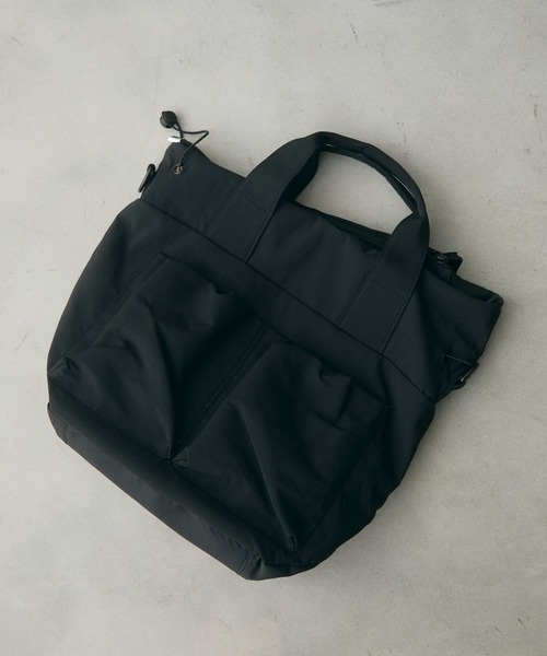 full/fill.（フルフィル）の「out pocket multi mini bag / アウトポケットマルチミニバッグ（ショルダーバッグ・レディース・ブラック/アイボリー・FREE）」の4枚目の写真