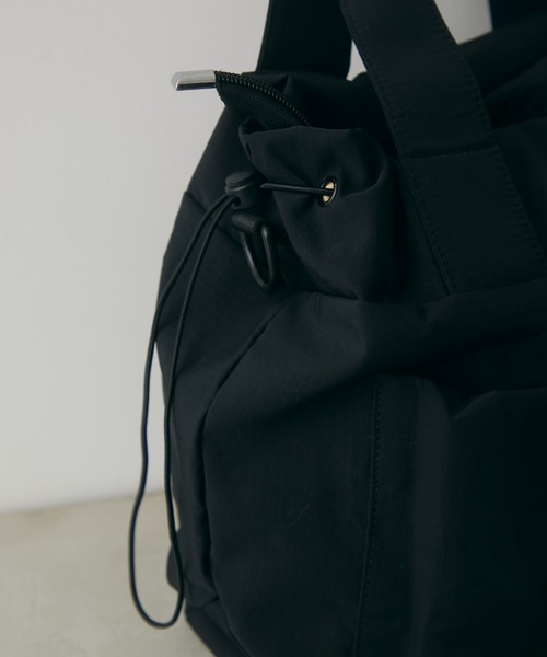 full/fill.（フルフィル）の「out pocket multi mini bag / アウトポケットマルチミニバッグ（ショルダーバッグ・レディース・ブラック/アイボリー・FREE）」の6枚目の写真