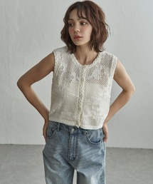 フラワー透かし編みベスト