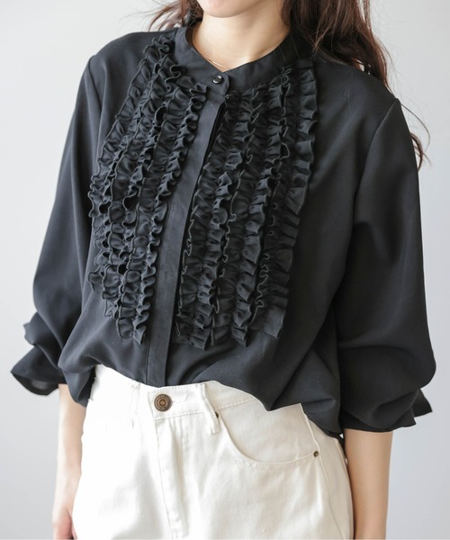 AMELY(エミリー)の「胸元フリルブラウス(シャツ/ブラウス・レディース・ホワイト/ブラック・フリー)」の10枚目の写真