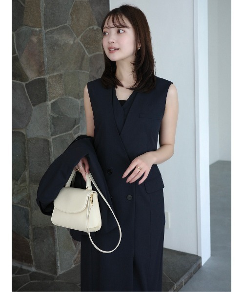 anuans（アニュアンス）の「レイヤードジレワンピース（ワンピース・レディース・ベージュ/ネイビー/グレー・MEDIUM/SMALL）」の9枚目の写真