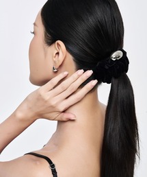 Lyvi（ライビィ）の「Mat Velvet Metal Cuff Syusyu / シュシュ（シュシュ）」