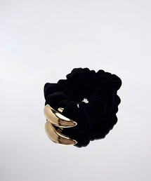 Lyvi（ライビィ）の「Mat Velvet Metal Cuff Syusyu / シュシュ（シュシュ）」
