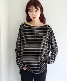 Tシャツ/カットソー（ブラック/黒色系・オフショルダー）ファッション