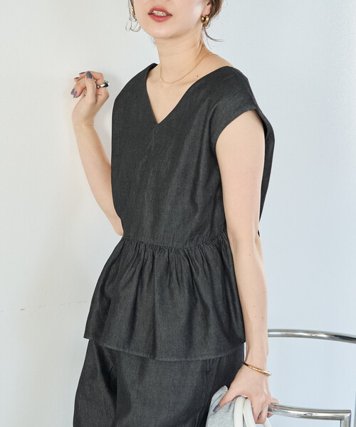 FREAK'S STORE(フリークスストア)の「限定展開 レーヨンデニム ノースリーブ セットアップ(ブラウス・イージーパンツ)(デニムパンツ・レディース・グレー/ブラック/サックスブルー/ネイビー・SMALL/MEDIUM)」の11枚目の写真