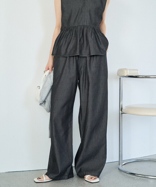 FREAK'S STORE(フリークスストア)の「限定展開 レーヨンデニム ノースリーブ セットアップ(ブラウス・イージーパンツ)(デニムパンツ・レディース・グレー/ブラック/サックスブルー/ネイビー・SMALL/MEDIUM)」の12枚目の写真