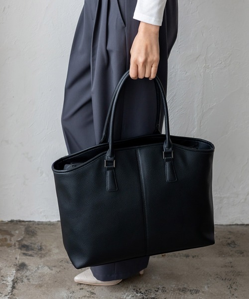 VitaFelice（ヴィータフェリーチェ）の「10ポケットユニセックスボストンバッグ（ボストンバッグ・レディース・チャコール/ブラック・FREE）」の17枚目の写真