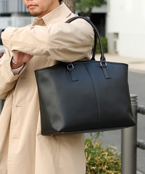 VitaFelice（ヴィータフェリーチェ）の「10ポケットユニセックスボストンバッグ（ボストンバッグ・レディース・チャコール/ブラック・FREE）」の20枚目の写真