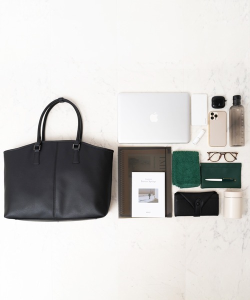 VitaFelice（ヴィータフェリーチェ）の「10ポケットユニセックスボストンバッグ（ボストンバッグ・レディース・チャコール/ブラック・FREE）」の9枚目の写真