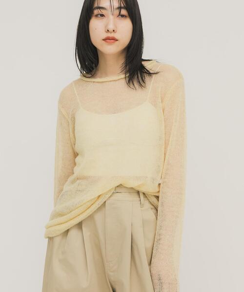KBF（ケイビーエフ）の「バックオープンシアーニット（ニット/セーター・レディース・イエロー系その他/ライトブルー・ONE）」の2枚目の写真