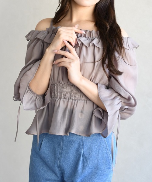 31 Sons de mode（トランテアン　ソン　ドゥ　モード）の「2026春夏新作 シャーリングフリルブラウス（シャツ/ブラウス・レディース・ベージュ/グレー/ライトグリーン・ﾌﾘ-）」の8枚目の写真