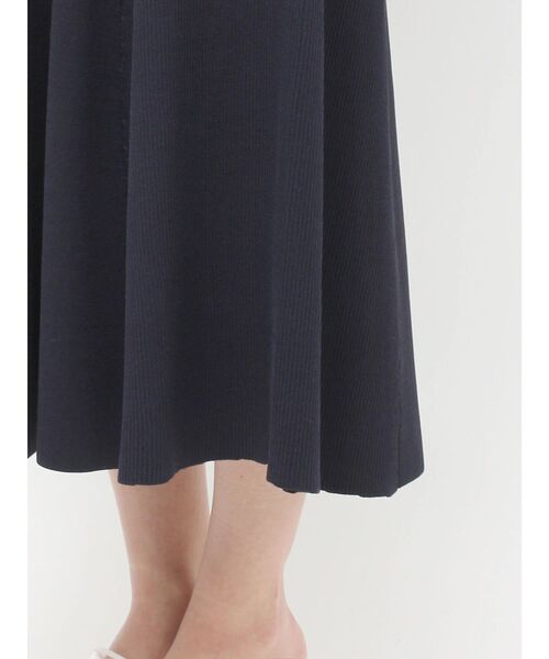 MERCURYDUO(マーキュリーデュオ)の「ポロ衿ラッフルニットワンピース(ワンピース・レディース・ネイビー/ライトブルー/ブラック・MEDIUM/SMALL)」の9枚目の写真