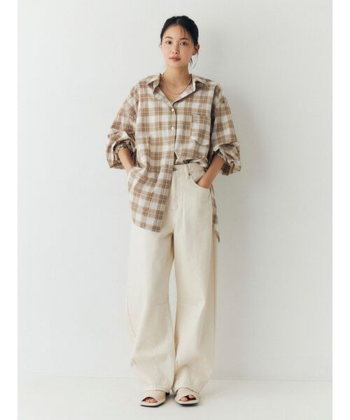 Ungrid（アングリッド）の「カーブルーズカラーデニム（デニムパンツ・レディース・ピンク/アイボリー/ブルー・26inch/25inch/24inch）」の17枚目の写真