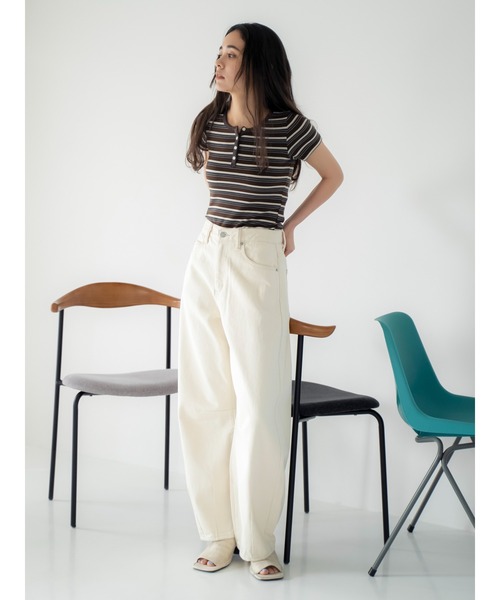 Ungrid（アングリッド）の「カーブルーズカラーデニム（デニムパンツ・レディース・ピンク/アイボリー/ブルー・26inch/25inch/24inch）」の2枚目の写真