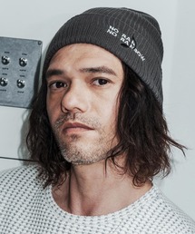 No Rain No Rainbow（ノーレインノーレインボー）の「mko13474-NR knit cap with two-tone embroidery コットンニットキャップ(NR26S-33)（ニットキャップ/ビーニー）」