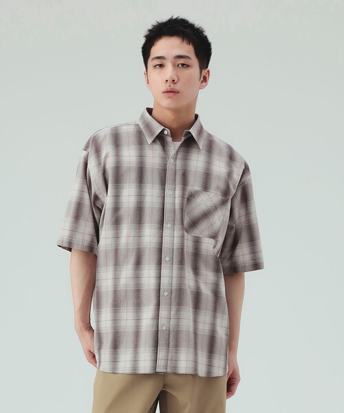BEAMS HEART(ビームスハート)の「【7/16値下げ】オンブレーチェック ショートスリーブ シャツ(ユニセックス)(シャツ/ブラウス・メンズ・ネイビー/ベージュ・LARGE/MEDIUM/SMALL)」の10枚目の写真