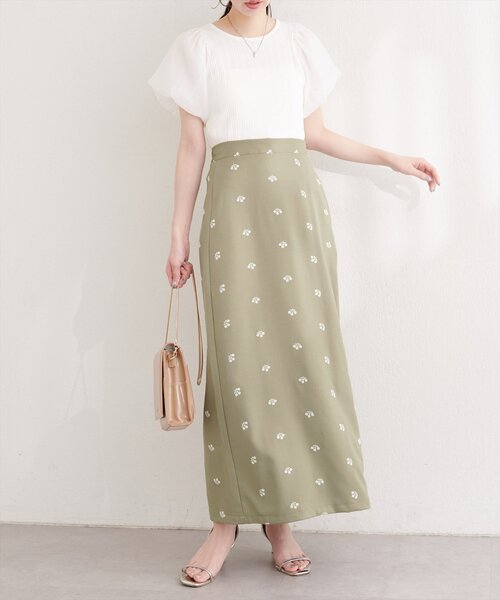 natural couture（ナチュラルクチュール）の「花柄ツイルナロースカート（スカート・レディース・ブラック/グリーン/グレー・FREE）」の3枚目の写真