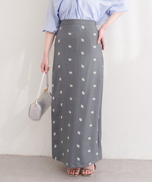 natural couture（ナチュラルクチュール）の「花柄ツイルナロースカート（スカート・レディース・ブラック/グリーン/グレー・FREE）」の4枚目の写真