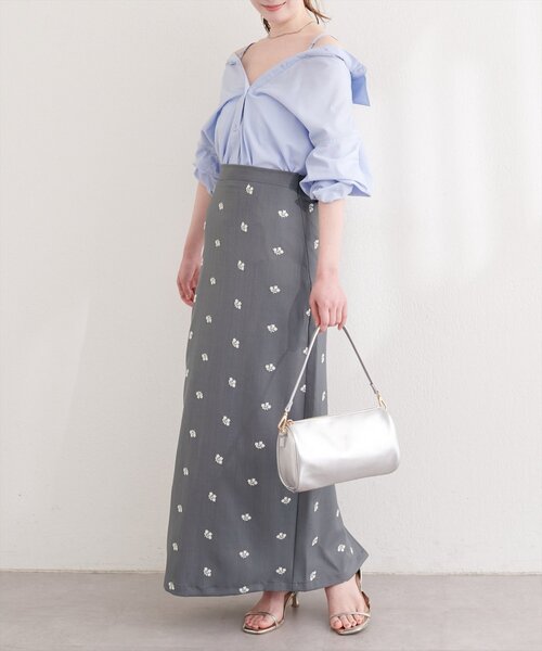 natural couture（ナチュラルクチュール）の「花柄ツイルナロースカート（スカート・レディース・ブラック/グリーン/グレー・FREE）」の7枚目の写真