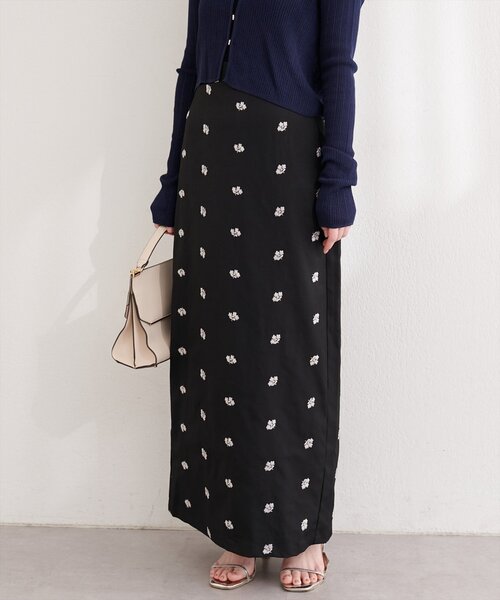 natural couture（ナチュラルクチュール）の「花柄ツイルナロースカート（スカート・レディース・ブラック/グリーン/グレー・FREE）」の10枚目の写真