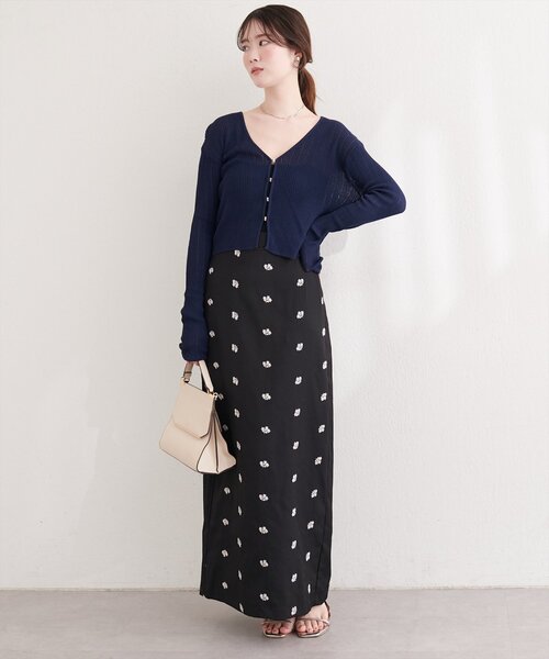 natural couture（ナチュラルクチュール）の「花柄ツイルナロースカート（スカート・レディース・ブラック/グリーン/グレー・FREE）」の13枚目の写真