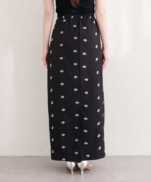 natural couture（ナチュラルクチュール）の「花柄ツイルナロースカート（スカート・レディース・ブラック/グリーン/グレー・FREE）」の16枚目の写真
