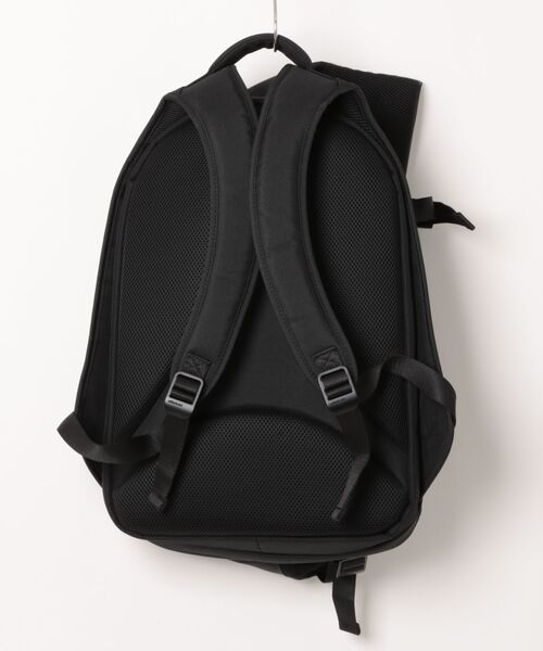 Lui's（ルイス）の「Isar Medium Obisian Black（バックパック/リュック・メンズ・ブラック・FREE）」の9枚目の写真