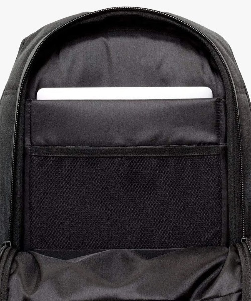 Lui's（ルイス）の「Isar Medium Obisian Black（バックパック/リュック・メンズ・ブラック・FREE）」の7枚目の写真