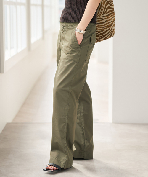 Spick & Span（スピックアンドスパン）の「リップルーズベイカーパンツ（カーゴパンツ・レディース・ホワイト/カーキ/ブラック・40/38/36）」の11枚目の写真