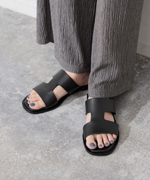 SLOBE IENA | L/UCCA/ルッカ フラットサンダル  LU-08D(サンダル)