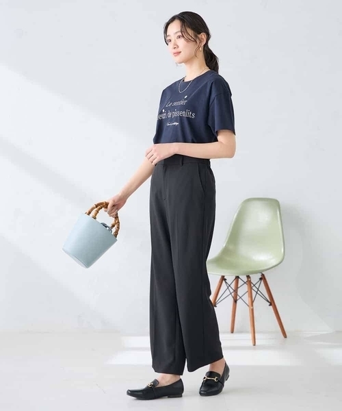 a.v.v（アーヴェヴェ）の「【UVカット/接触冷感】ロゴTシャツ（Tシャツ/カットソー・レディース・ホワイト/チャコールグレー/ネイビー・38/36/40）」の9枚目の写真