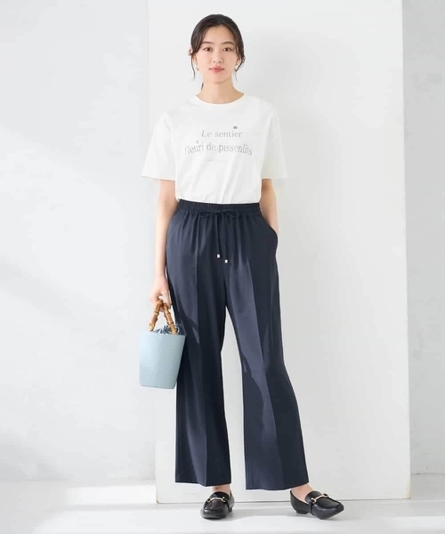 a.v.v（アーヴェヴェ）の「【UVカット/接触冷感】ロゴTシャツ（Tシャツ/カットソー・レディース・ホワイト/チャコールグレー/ネイビー・38/36/40）」の12枚目の写真