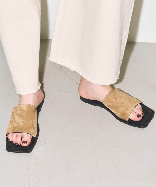 GRISE（グリーズ）の「GRISE LEATHER SLIDE サンダル（サンダル・レディース・ホワイト系その他/キャメル/ブルー系その他・SMALL/MEDIUM/LARGE/X-LARGE）」の18枚目の写真