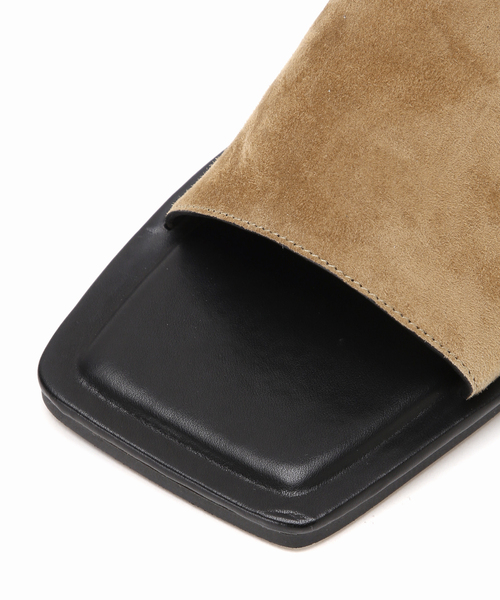 GRISE（グリーズ）の「GRISE LEATHER SLIDE サンダル（サンダル・レディース・ホワイト系その他/キャメル/ブルー系その他・SMALL/MEDIUM/LARGE/X-LARGE）」の8枚目の写真