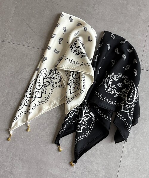DouDou(ドゥドゥ)の「マグネット付ペイズリー柄スカーフ(ストール/ショール・レディース・アイボリー/ブラック・FREE)」の17枚目の写真