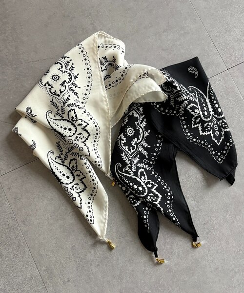 DouDou(ドゥドゥ)の「マグネット付ペイズリー柄スカーフ(ストール/ショール・レディース・アイボリー/ブラック・FREE)」の18枚目の写真