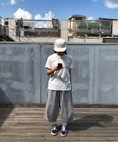 KICHUL(キチョル)の「Low Chain T-shirt (White)(Tシャツ/カットソー・レディース・その他・LARGE/MEDIUM/SMALL)」の2枚目の写真