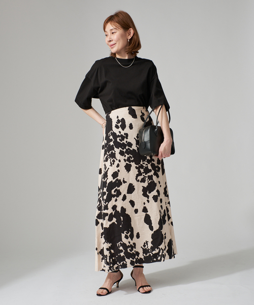 VERMEIL par iena(ヴェルメイユパーイエナ)の「プリントマキシフレア(スカート・レディース・ブラック・FREE)」の18枚目の写真