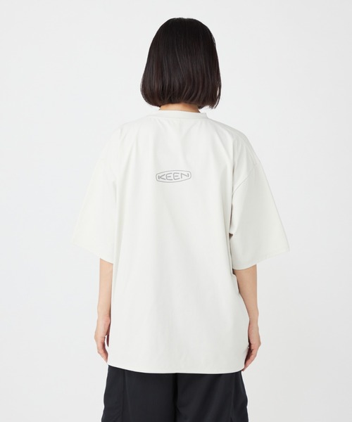 KEEN(キーン)の「DRY TECH LOGO TEE / ドライ テック ロゴ ティー(Tシャツ/カットソー・メンズ・オフホワイト・M/S/L/XL)」の7枚目の写真