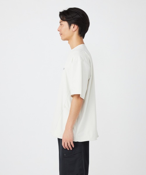 KEEN(キーン)の「DRY TECH LOGO TEE / ドライ テック ロゴ ティー(Tシャツ/カットソー・メンズ・オフホワイト・M/S/L/XL)」の9枚目の写真