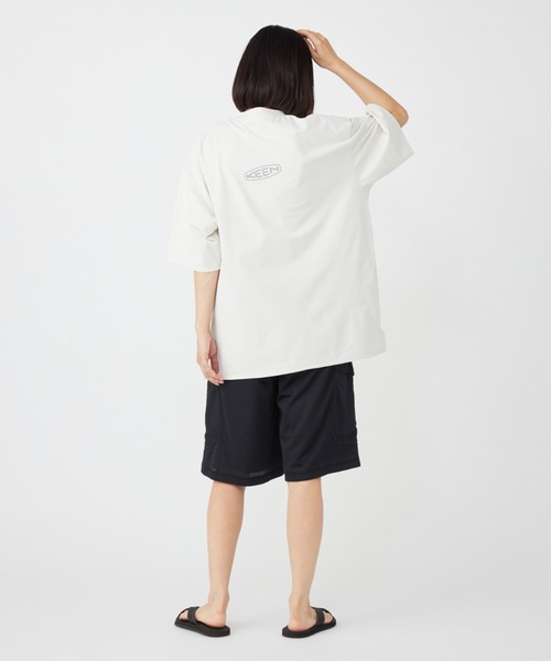 KEEN(キーン)の「DRY TECH LOGO TEE / ドライ テック ロゴ ティー(Tシャツ/カットソー・メンズ・オフホワイト・M/S/L/XL)」の3枚目の写真